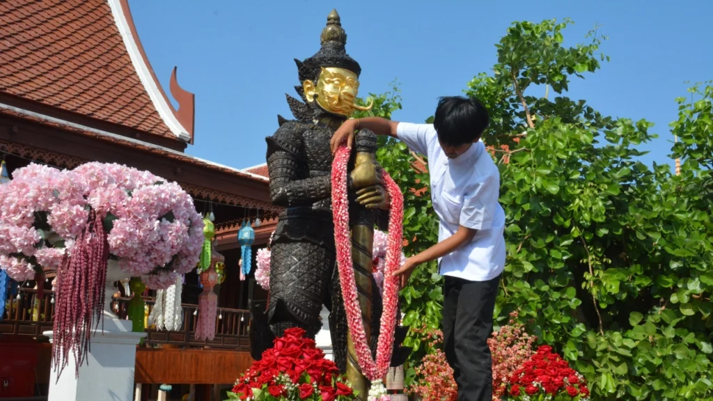 หวยท้าวเวสหน้าทองคำ 16-5-66