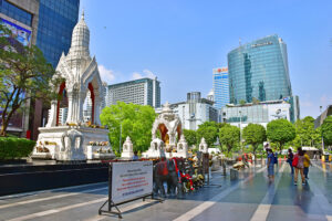 สถานที่ขอหวย พระตรีมูรติ 2566